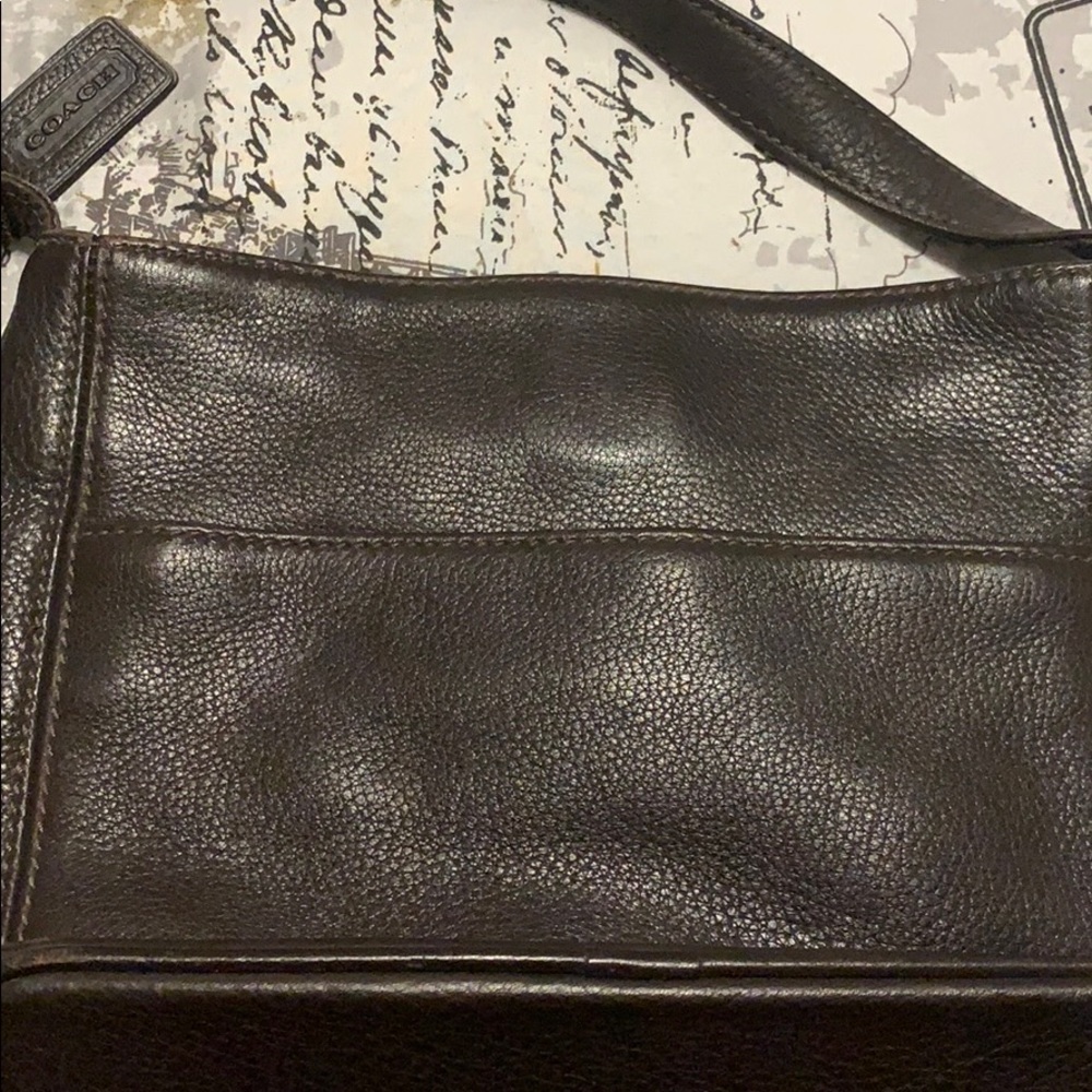 Brown leather coach bag *Authentic